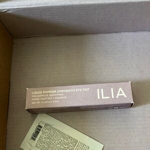 NIB Ilia Liquid Powder Chromatic Eye Tint MYTHIC